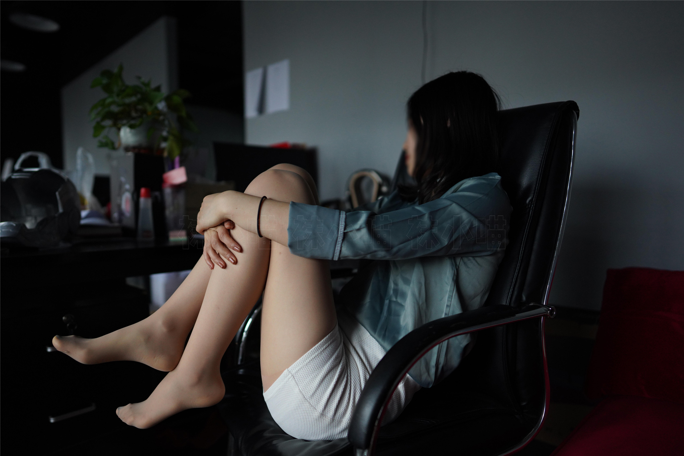 KittyWawa袜小喵  KT186《沉迷L总监》